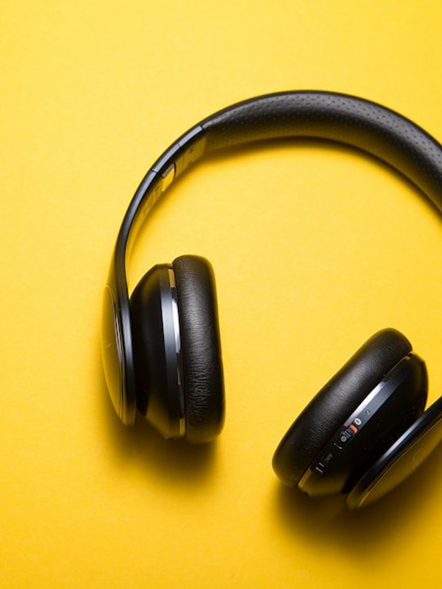 The input: one seller photo of headphones on a yellow background